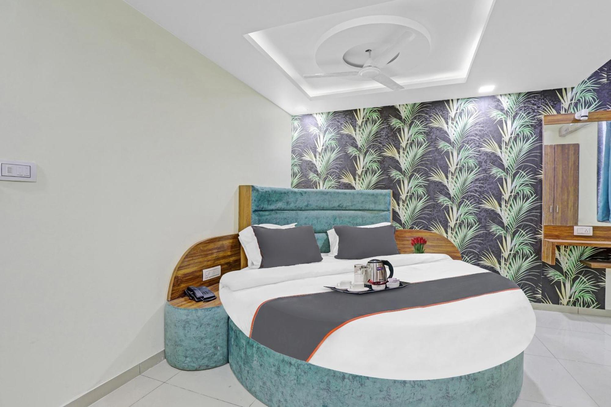 Hotel O Hill View Вадодара Экстерьер фото